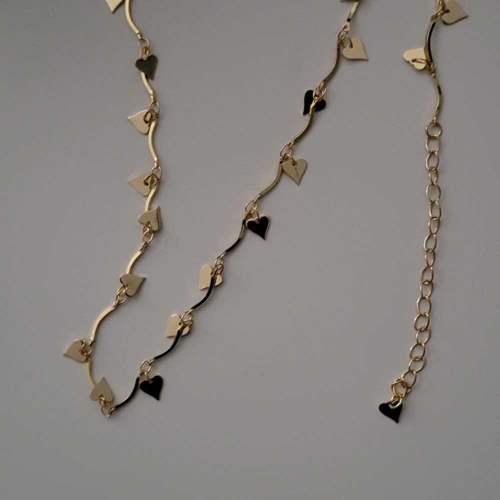 Gold heart Choker - Picture 4 of 10